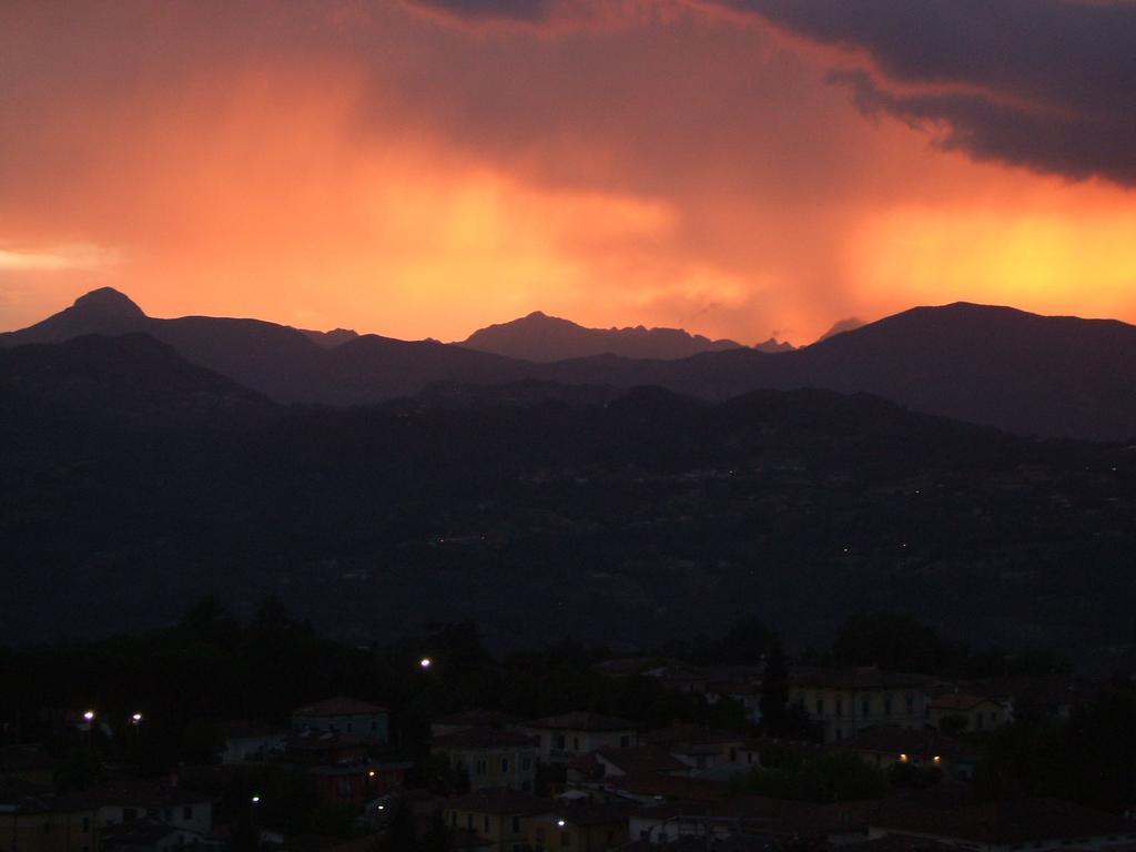 Nel Cielo... Di Barga Hotel Luaran gambar